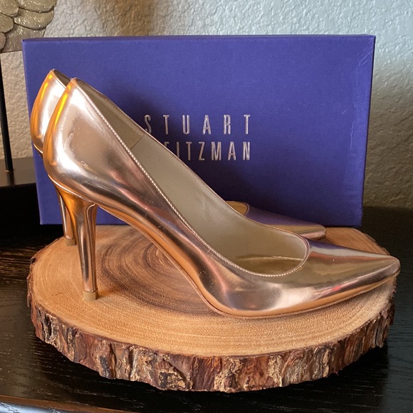 Stuart Weitzman Metallic Gold Leather Pumps Sz. 7 - Picture 2 of 6